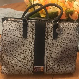 Guess purse